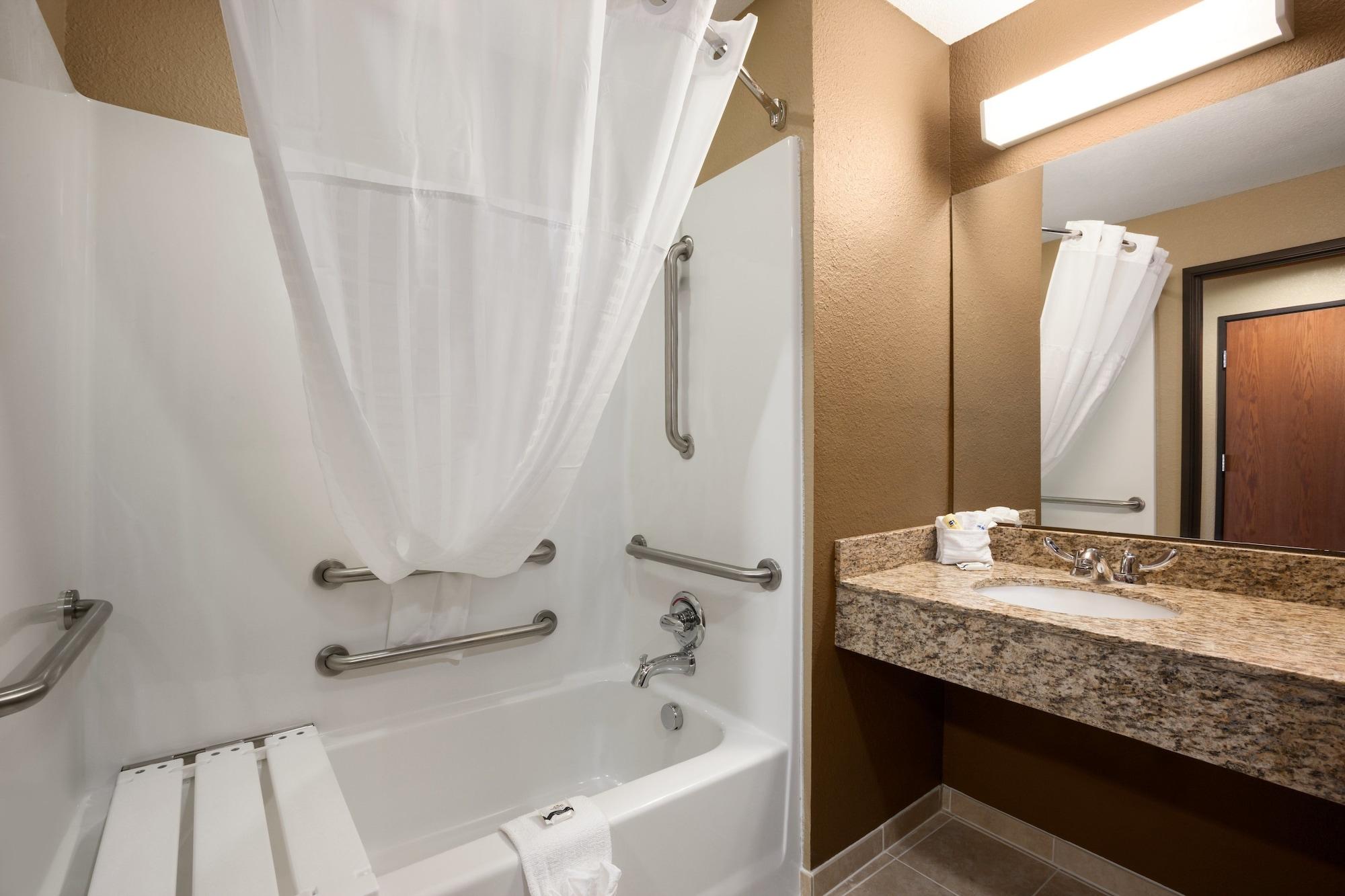 Microtel Inn & Suites פלזנטון מראה חיצוני תמונה