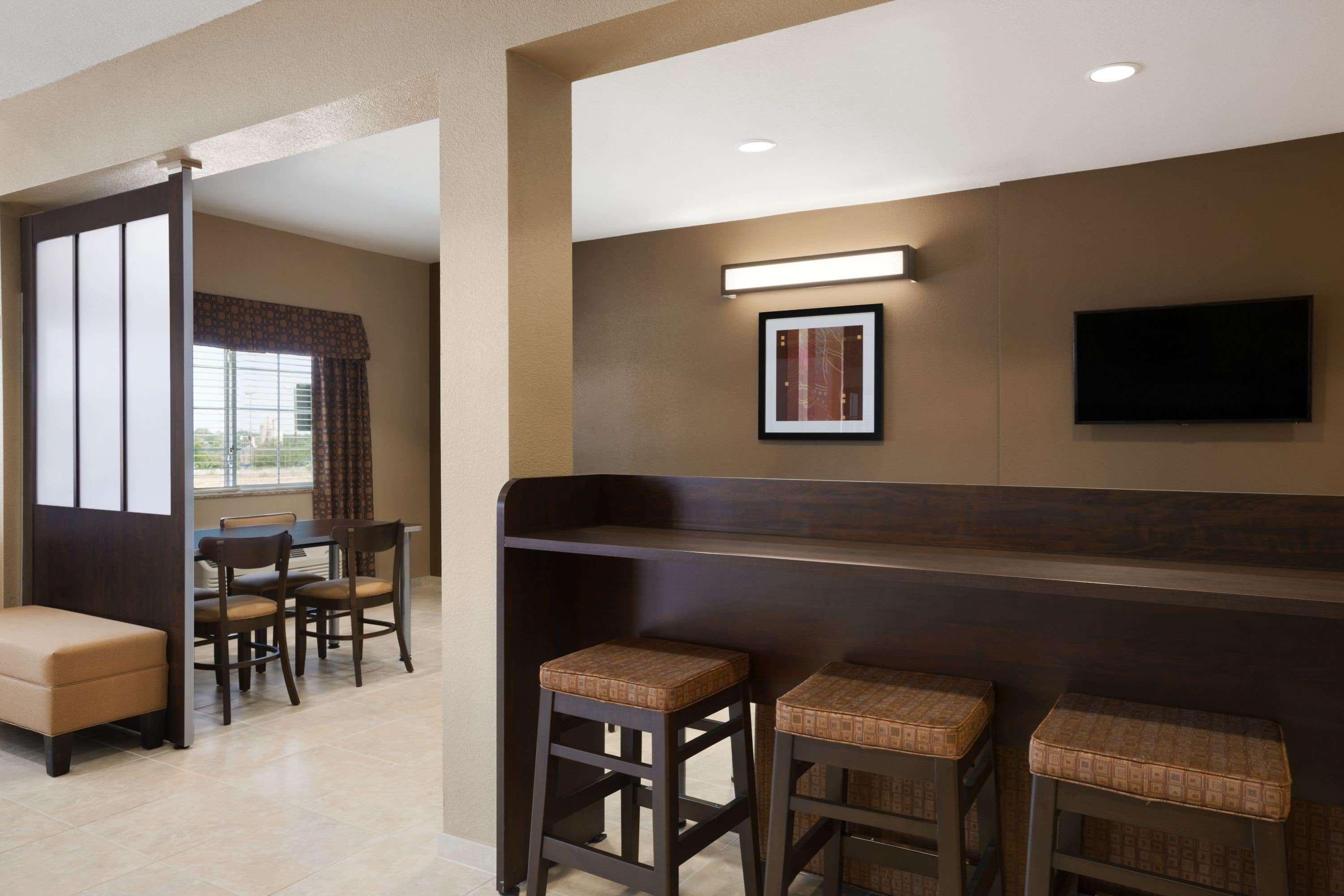 Microtel Inn & Suites פלזנטון מראה חיצוני תמונה