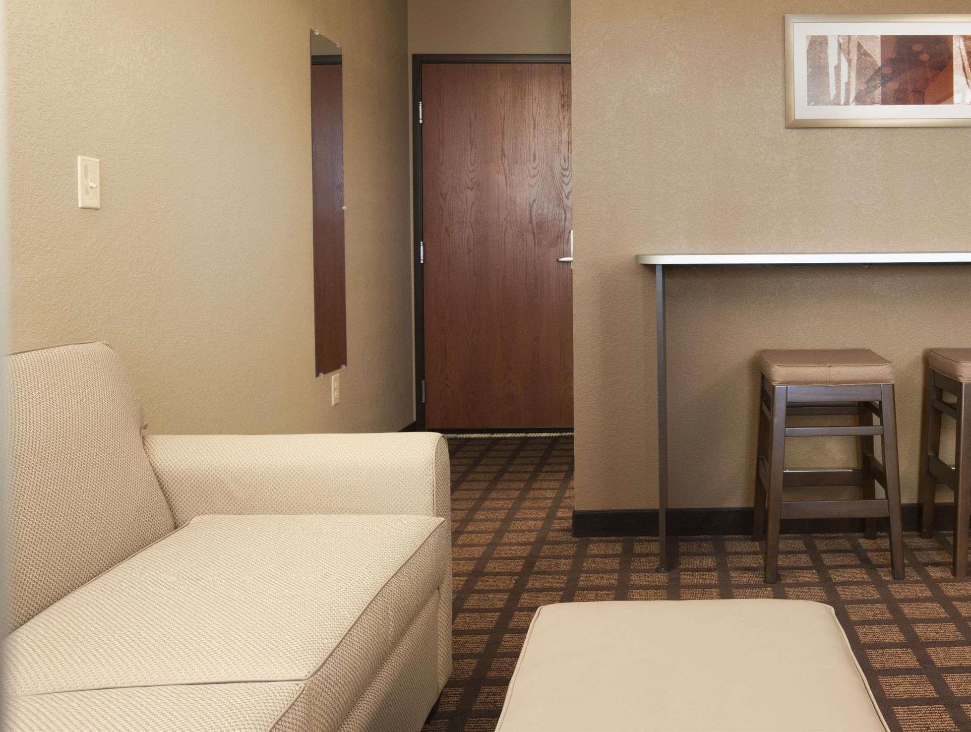 Microtel Inn & Suites פלזנטון מראה חיצוני תמונה