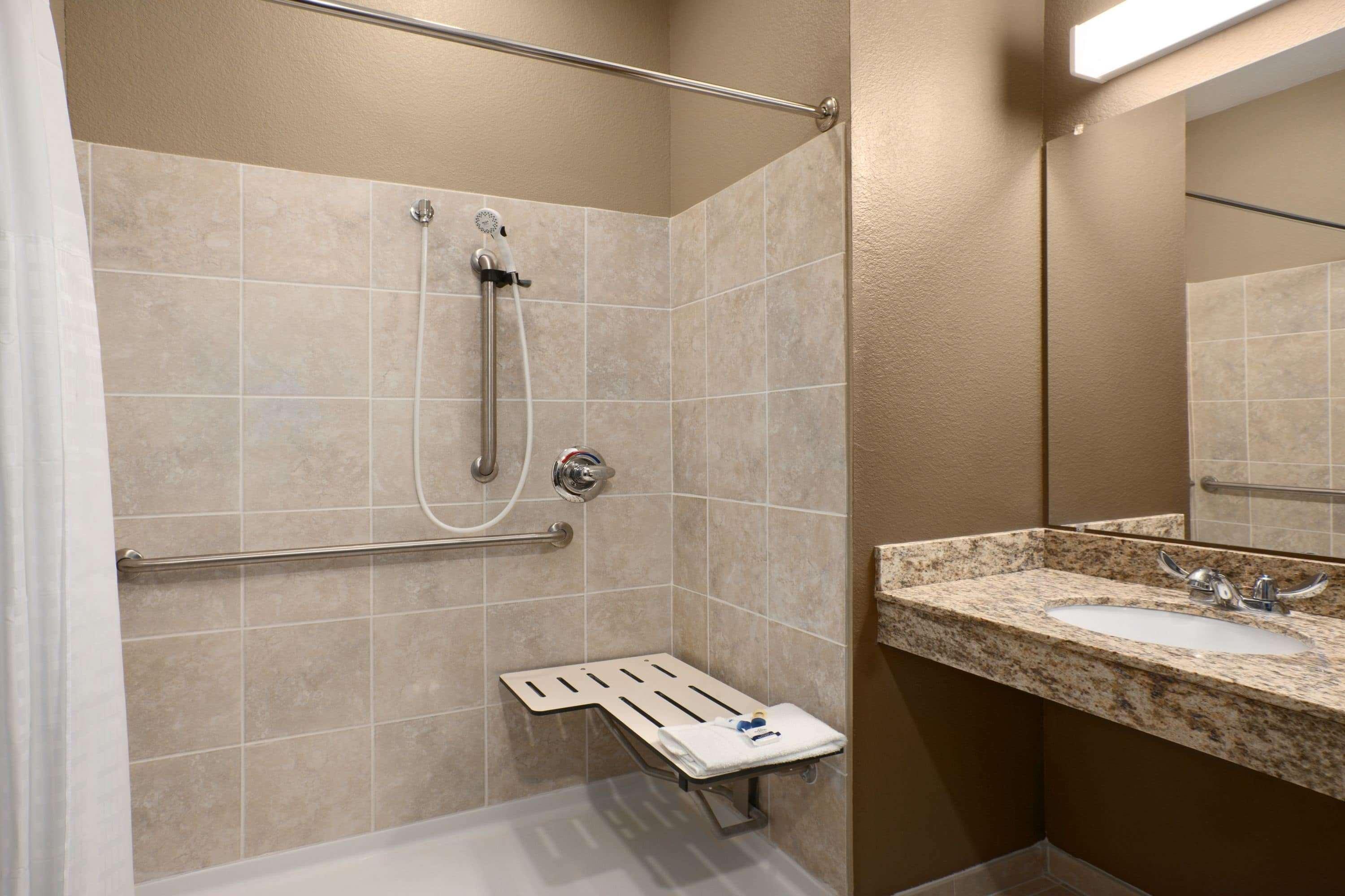 Microtel Inn & Suites פלזנטון מראה חיצוני תמונה